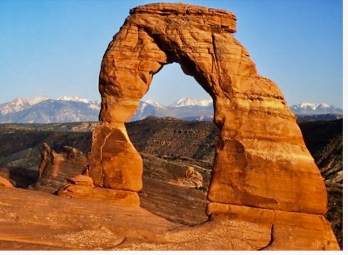 Delicate Arch in Utah, USA - Travelling Chiquita